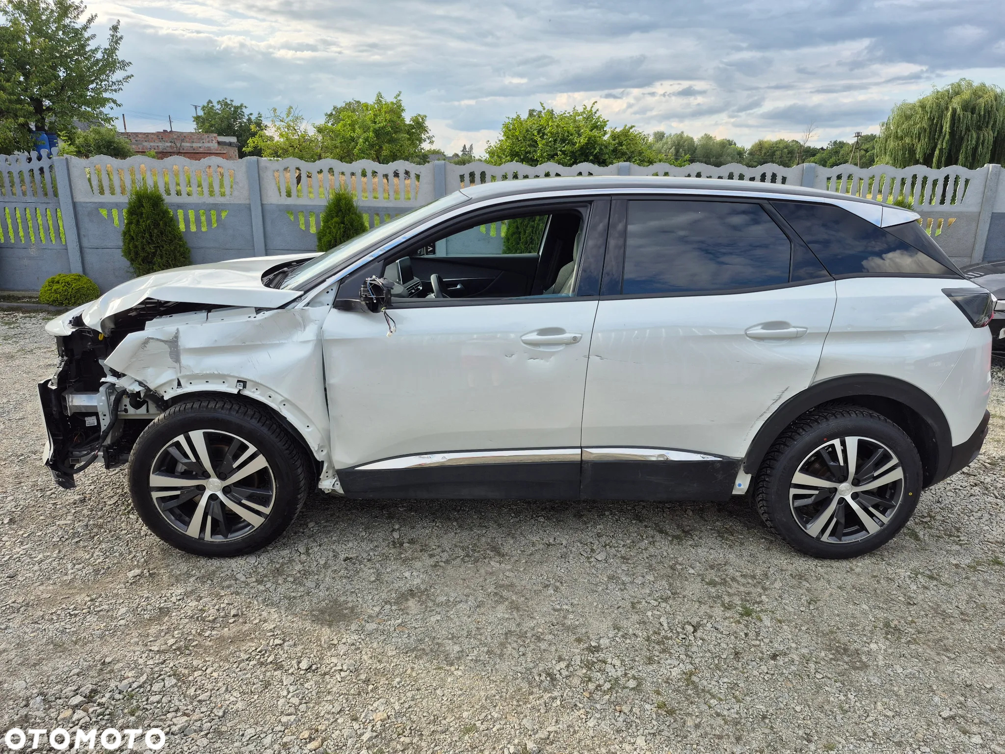 Peugeot 3008 1.5 BlueHDi Allure Pack S&S EAT8 - 18