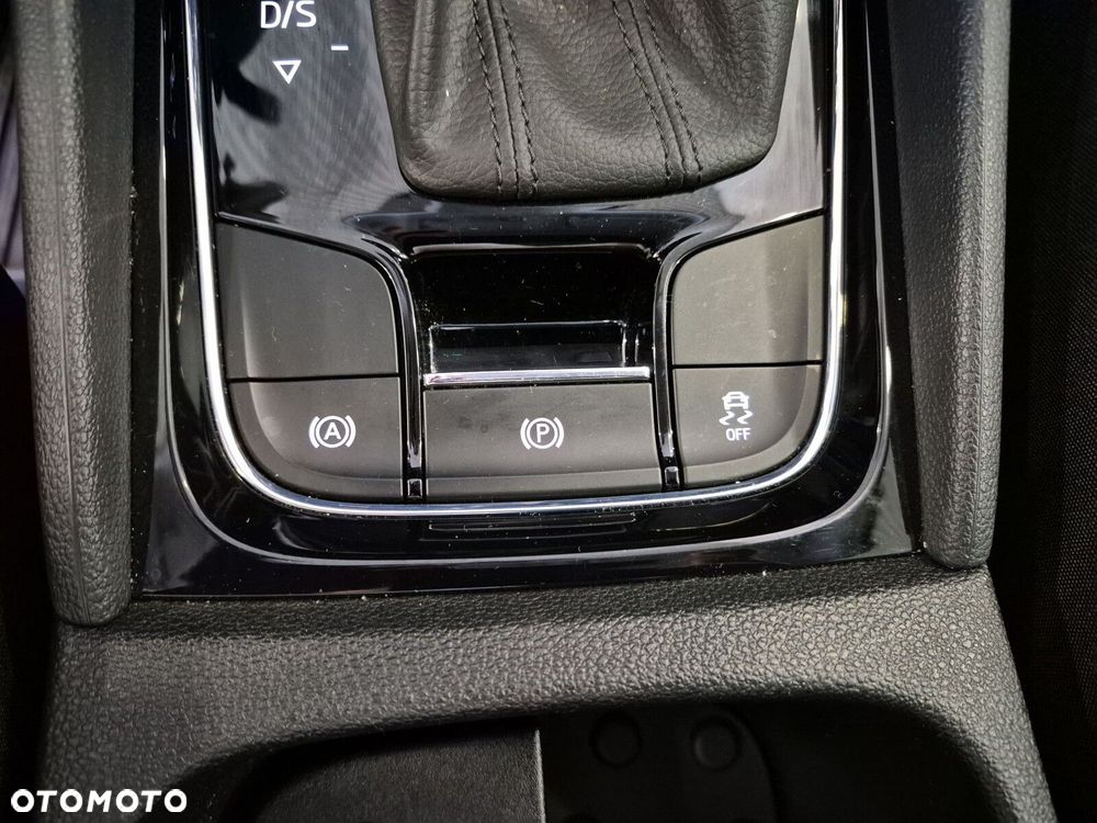 Skoda Karoq - 22