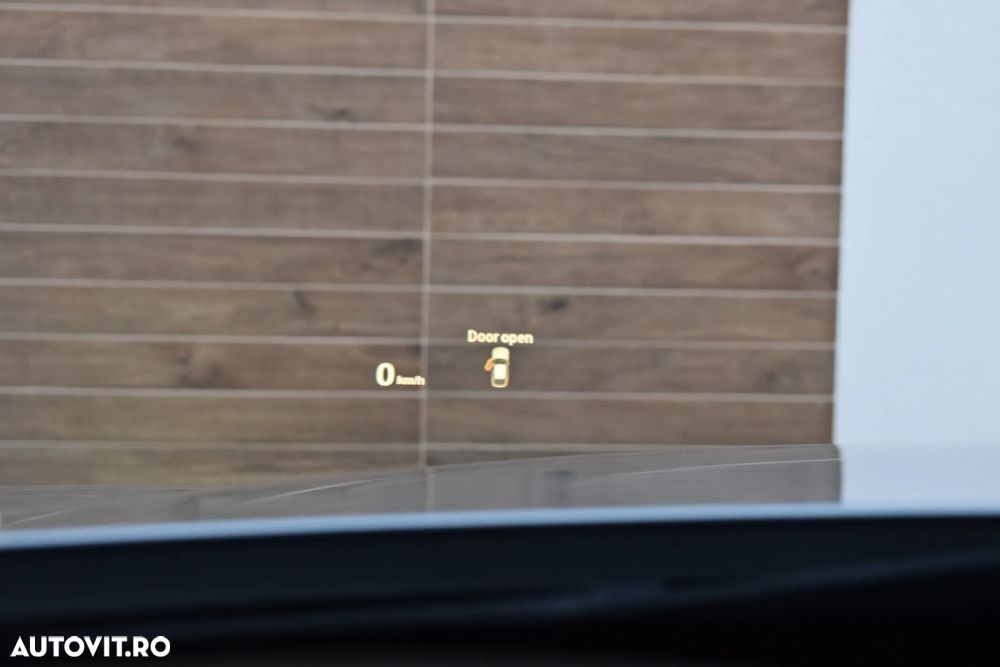 BMW Seria 3 320d Aut. Luxury Line - 23