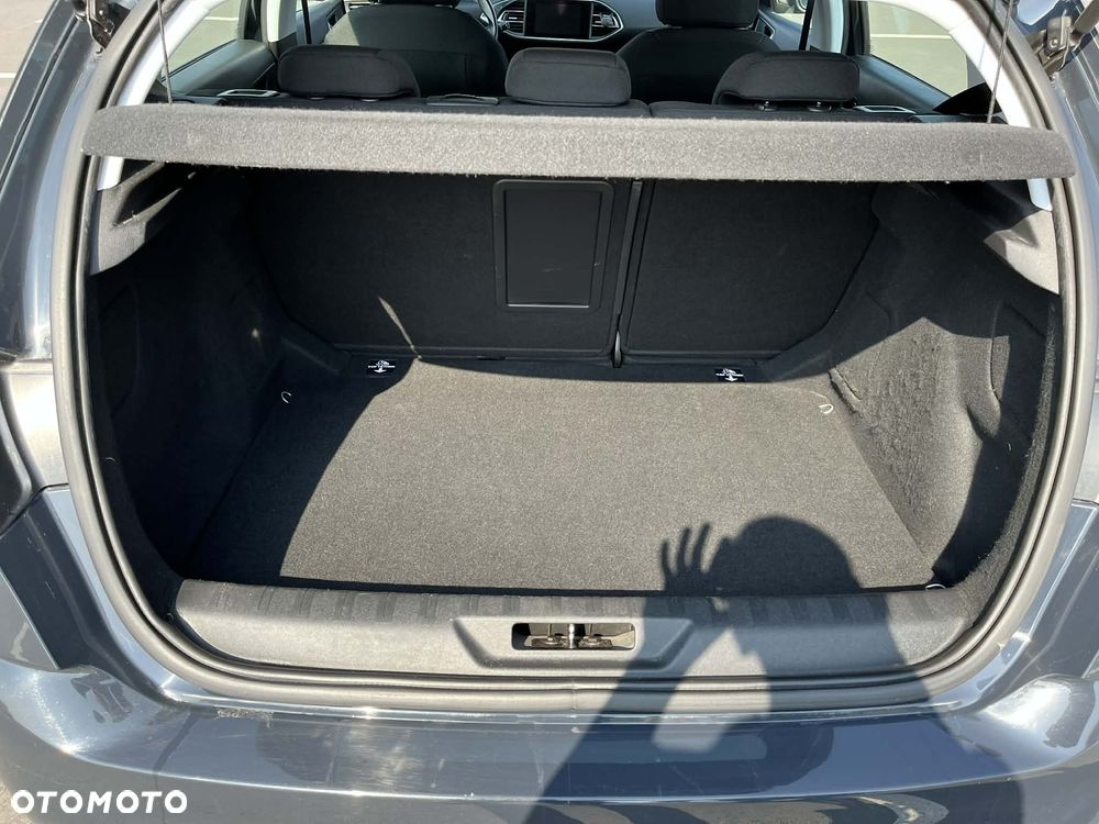 Peugeot 308 125 THP Active - 18