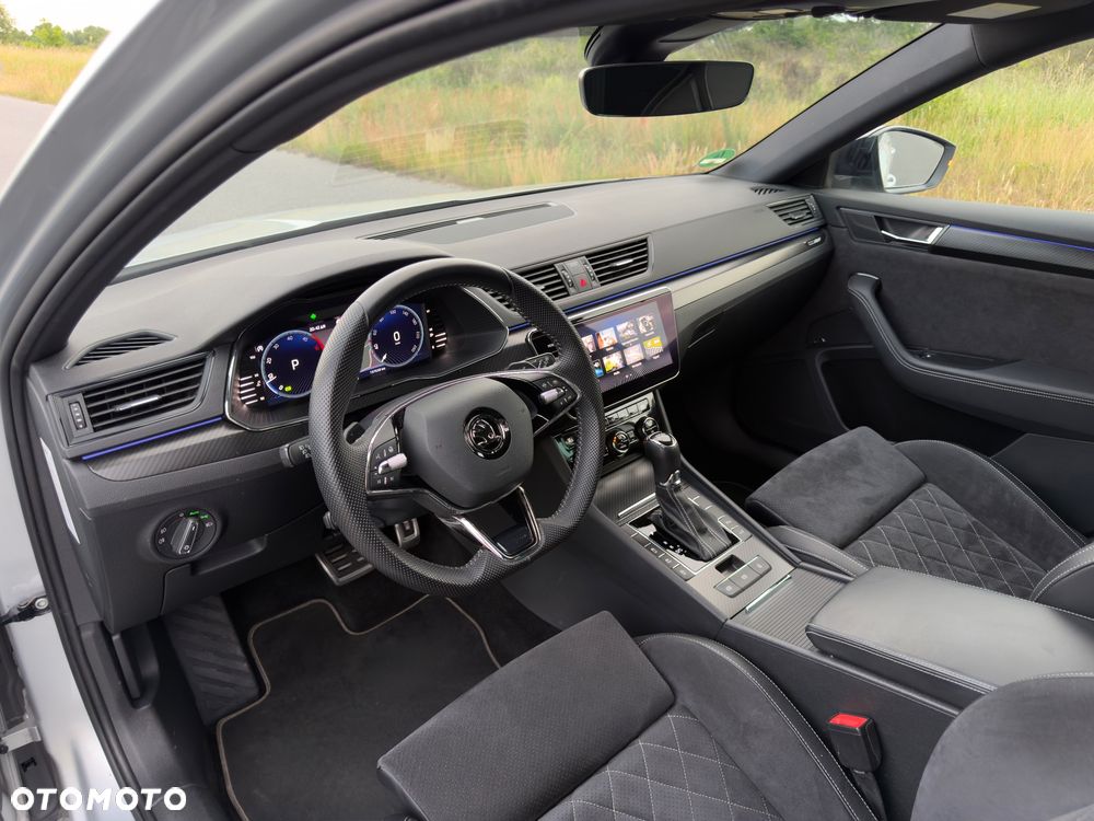 Skoda Superb 2.0 TDI SCR Sportline DSG - 30