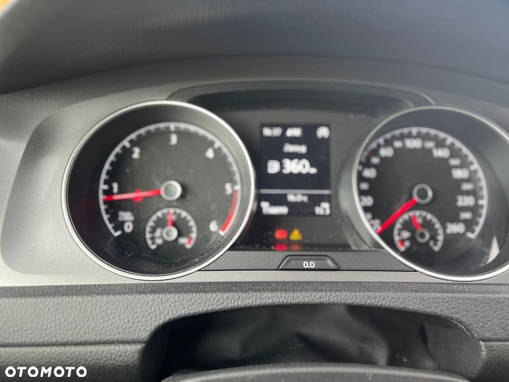 Volkswagen Golf 1.6 TDI BlueMotion Technology Lounge - 28