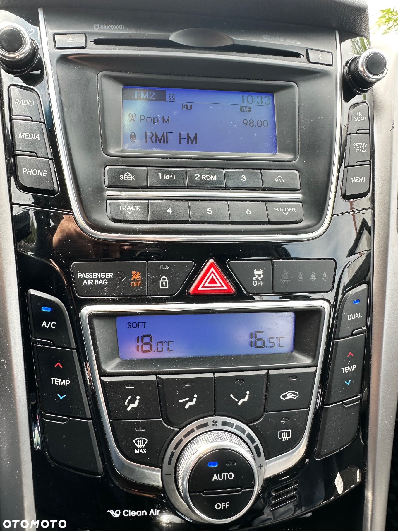 Hyundai i30 1.6 CRDi Premium - 17