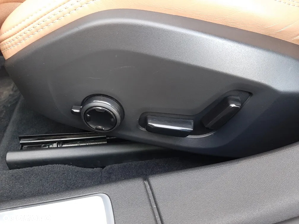 Volvo S90 D4 Inscription - 29