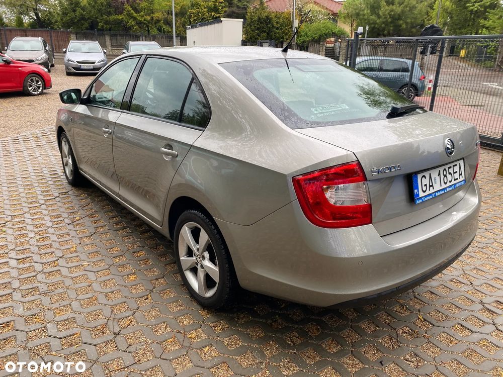 Skoda RAPID 1.2 TSI Edition - 9