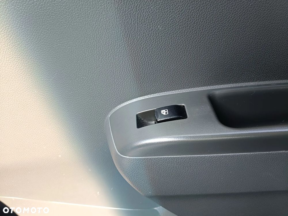 Chevrolet Spark 1.0 LT - 27