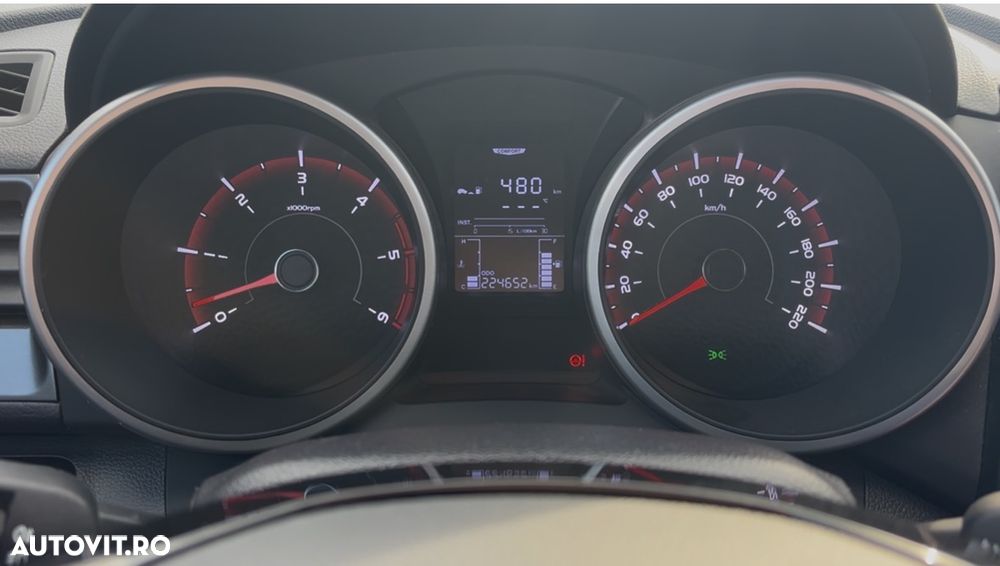 SsangYong XLV 1.6 e-XDI STD Plus - 13