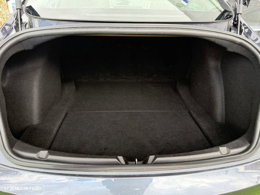 Tesla Model 3 Long-Range Dual Motor AWD - 11