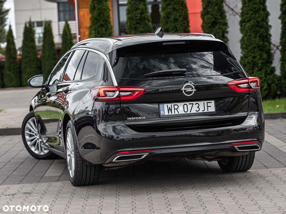 Opel Insignia 2.0 T 4x4 Innovation S&S - 9