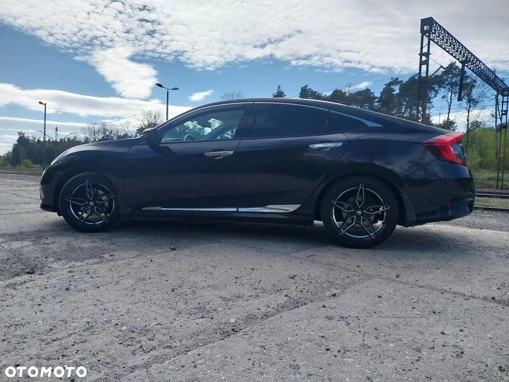 Honda Civic 1.5 T Elegance CVT - 19