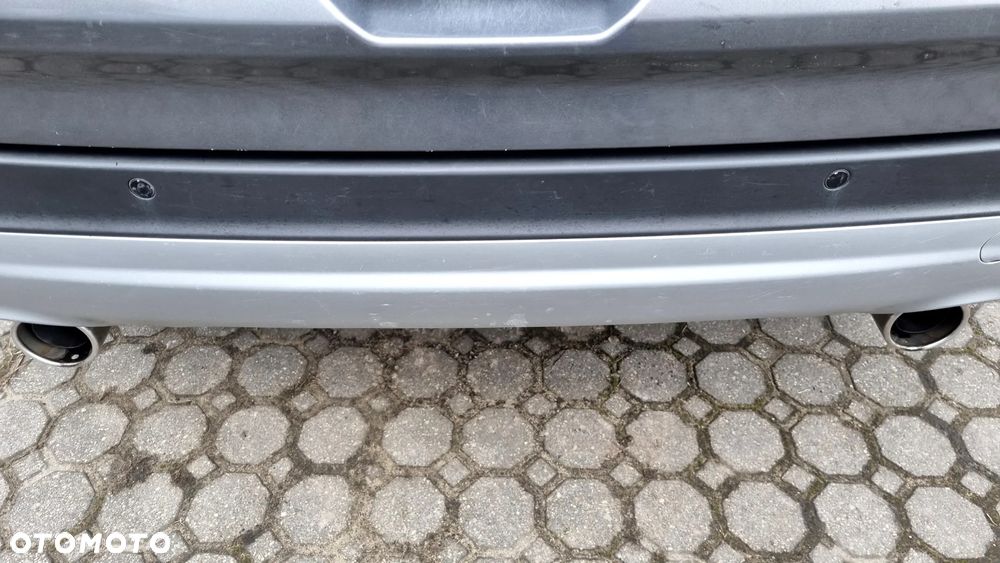 Ford Kuga 2.0 TDCi 4x4 Titanium - 11