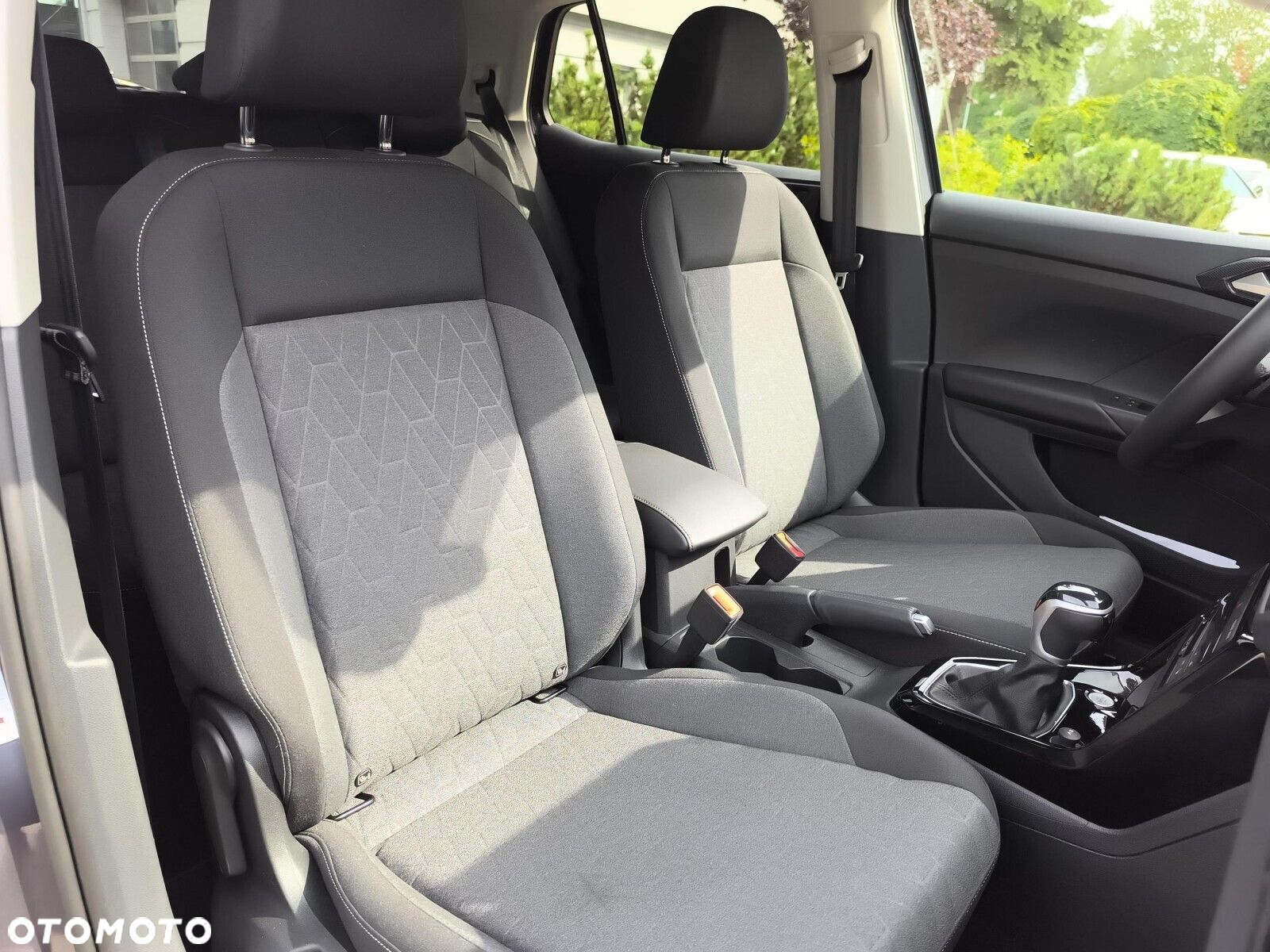 Volkswagen T-Cross - 27