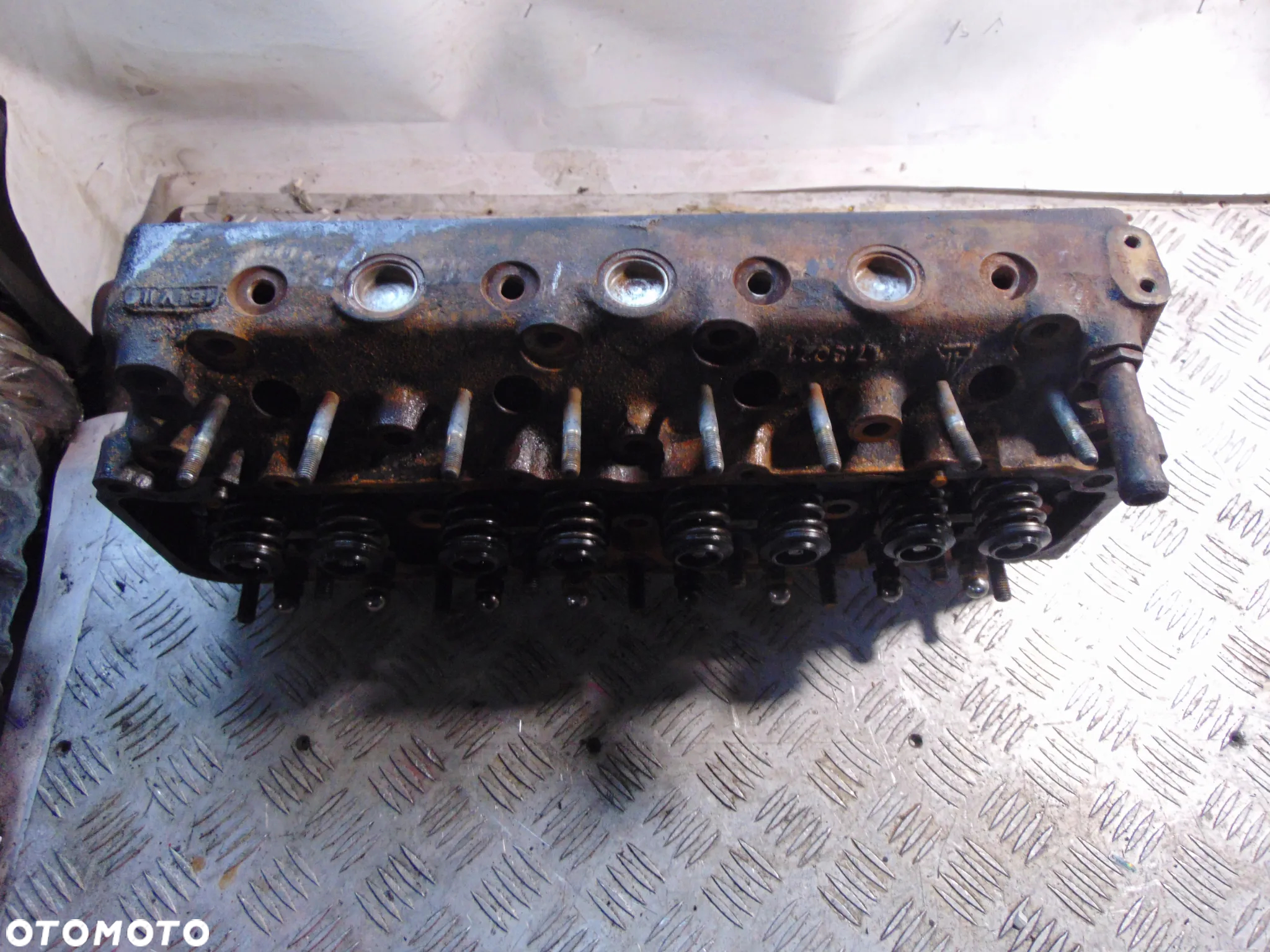Głowica daewoo lublin 2,4 D po regeneracji - 2