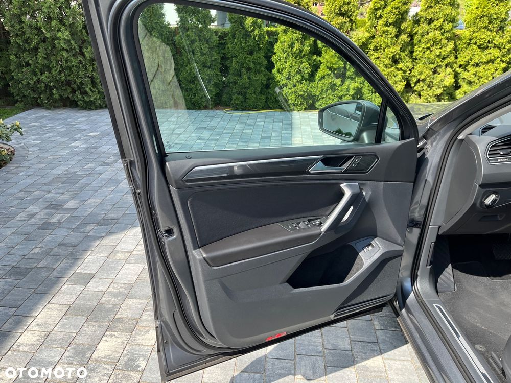 Volkswagen Tiguan 2.0 TSI 4Motion DSG OPF Highline - 17