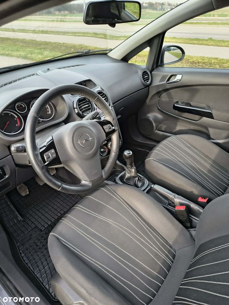 Opel Corsa - 7
