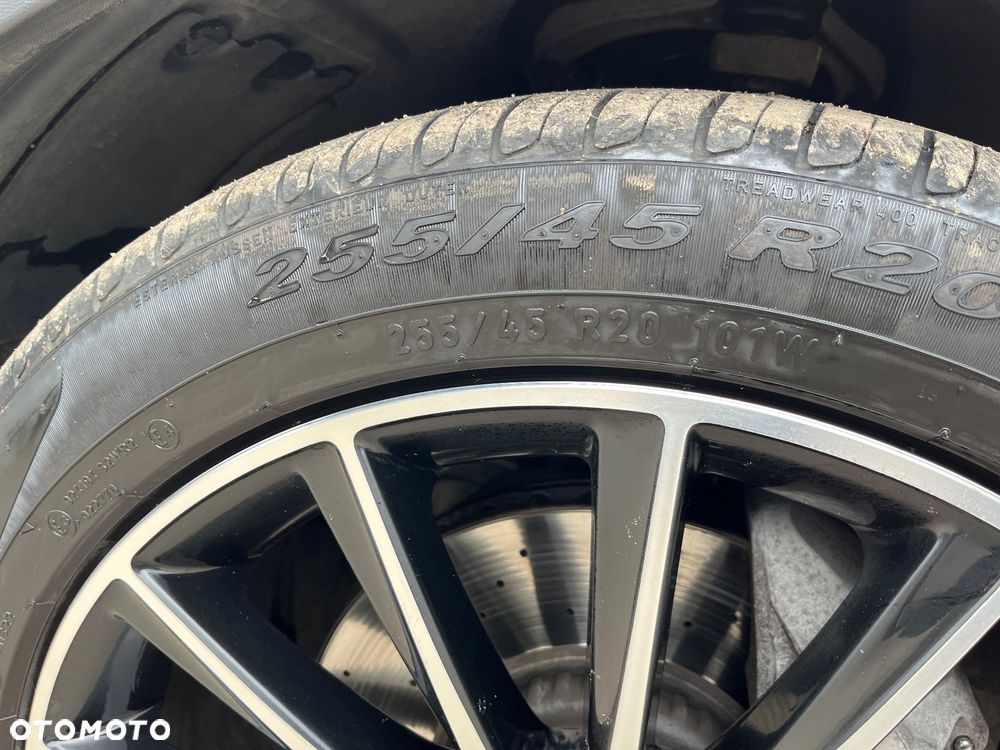 Mercedes-Benz GLC - 24