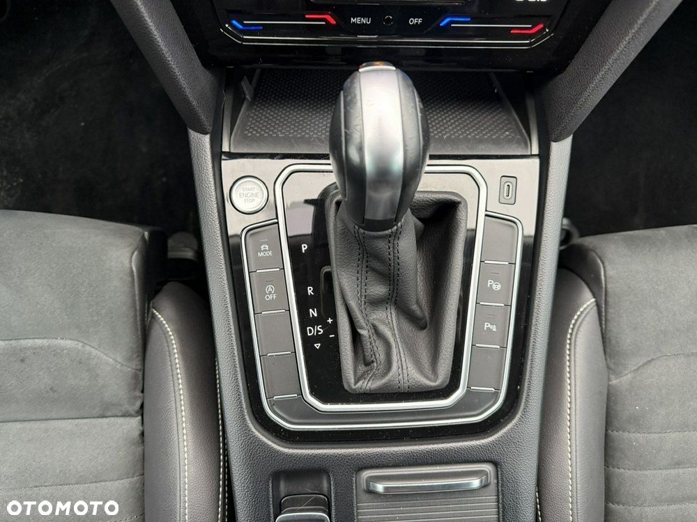 Volkswagen Passat - 40