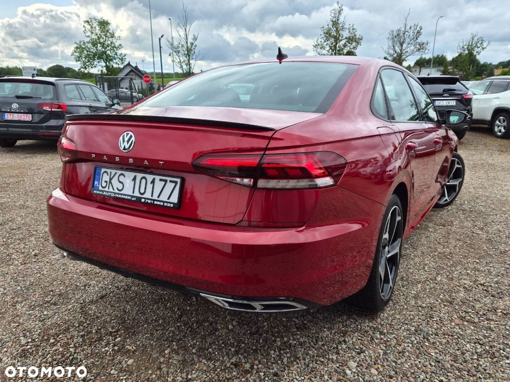 Volkswagen Passat - 2