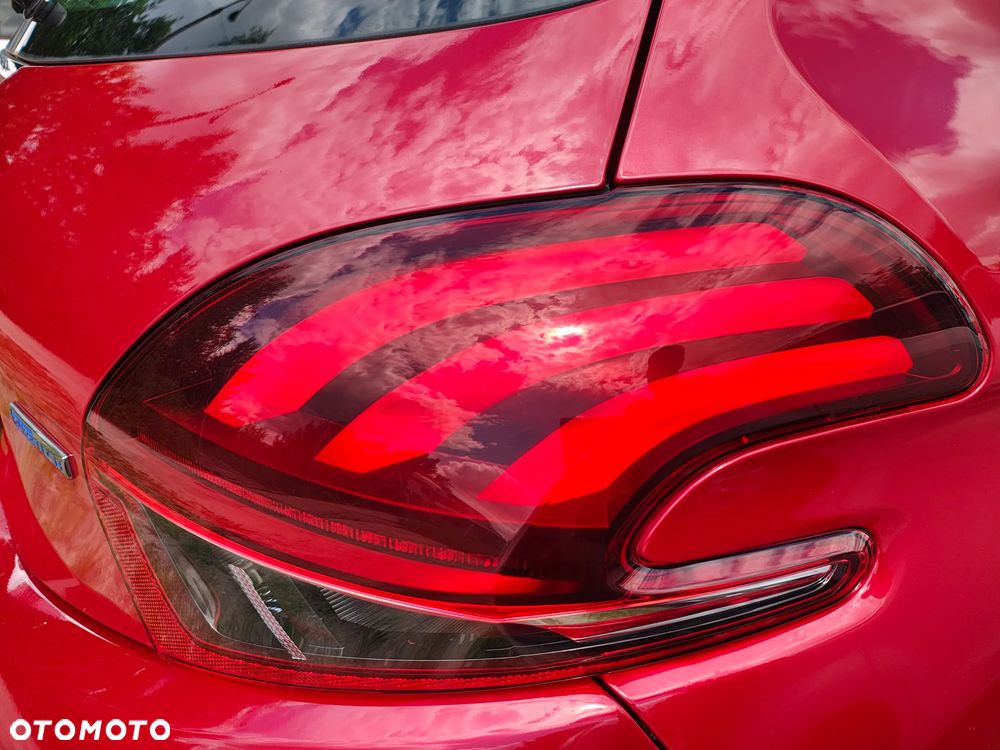 Peugeot 208 - 9