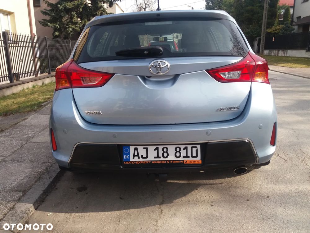 Toyota Auris 2.0 D-4D Dynamic - 8