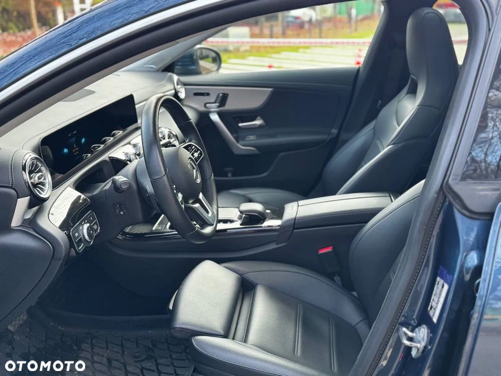 Mercedes-Benz CLA 250 4Matic 7G-DCT Edition 2020 - 18