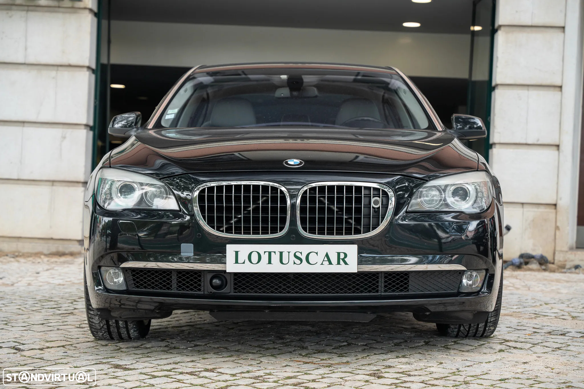 BMW 750 Li - 2
