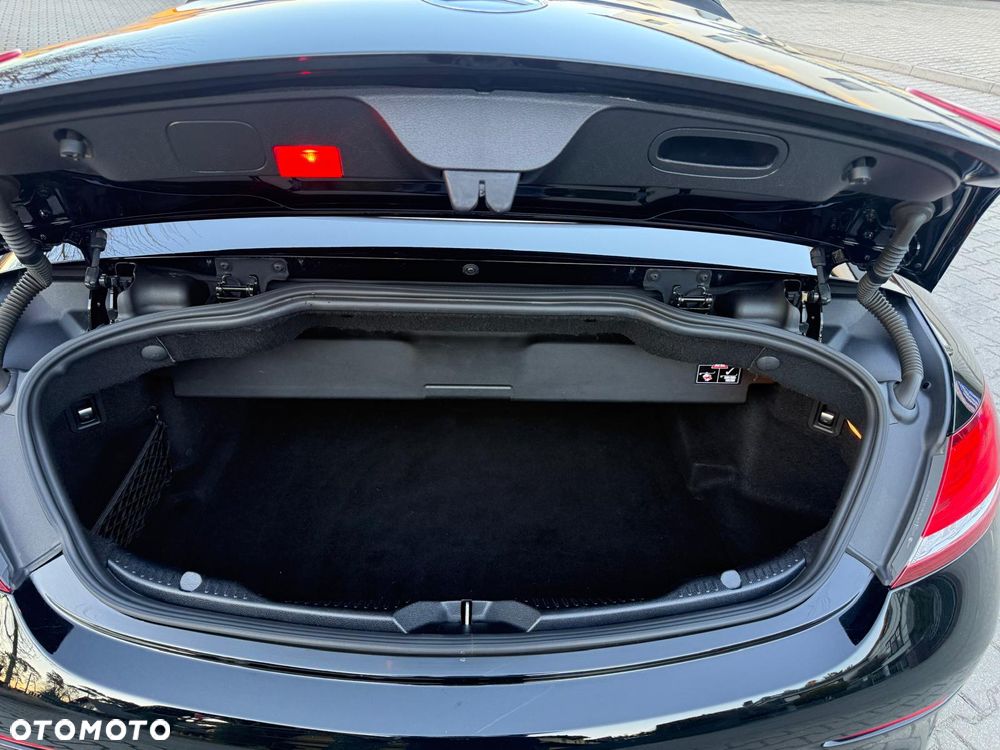 Mercedes-Benz Klasa C 200 9G-TRONIC AMG Line - 30