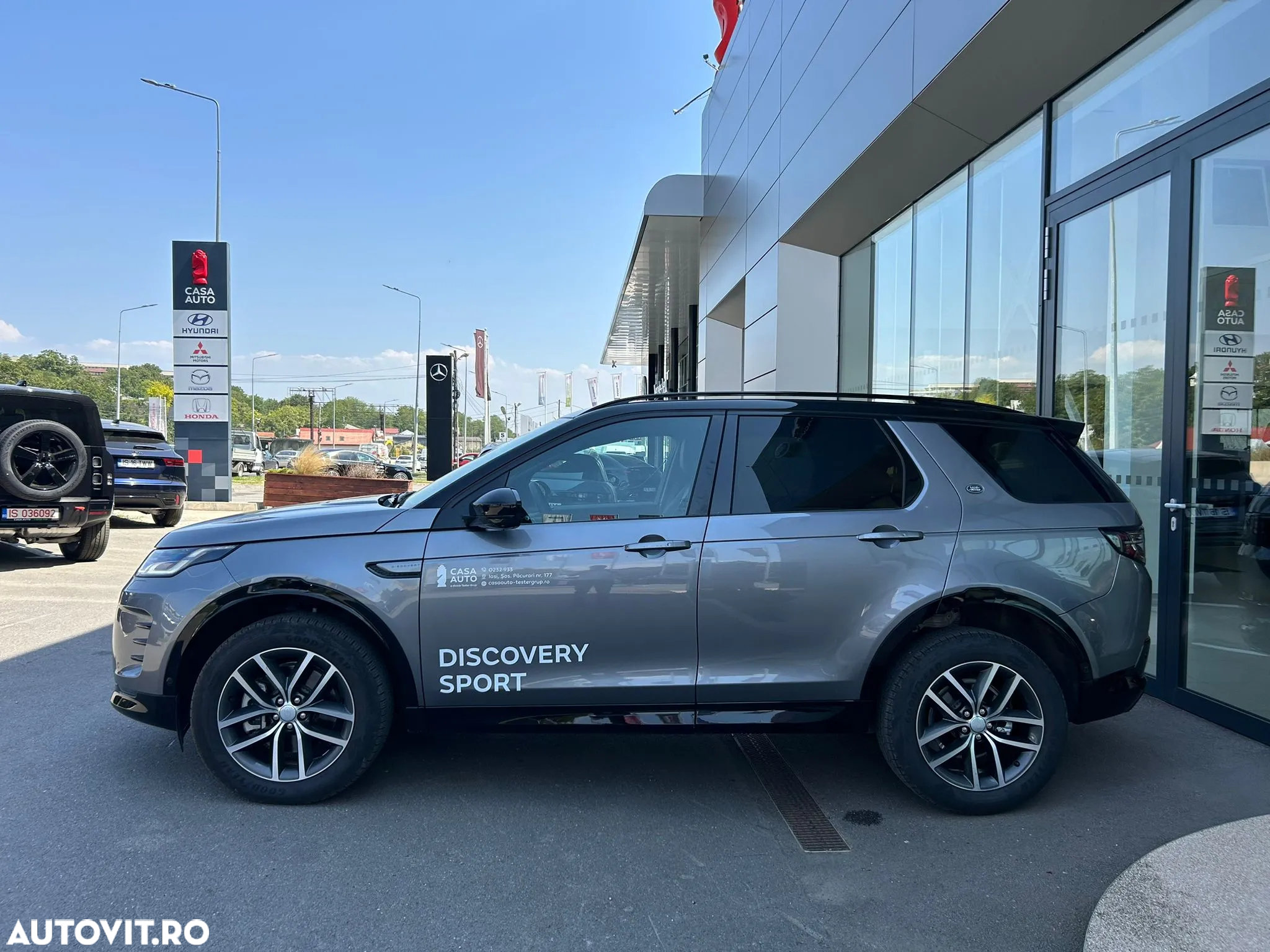 Land Rover Discovery Sport - 11