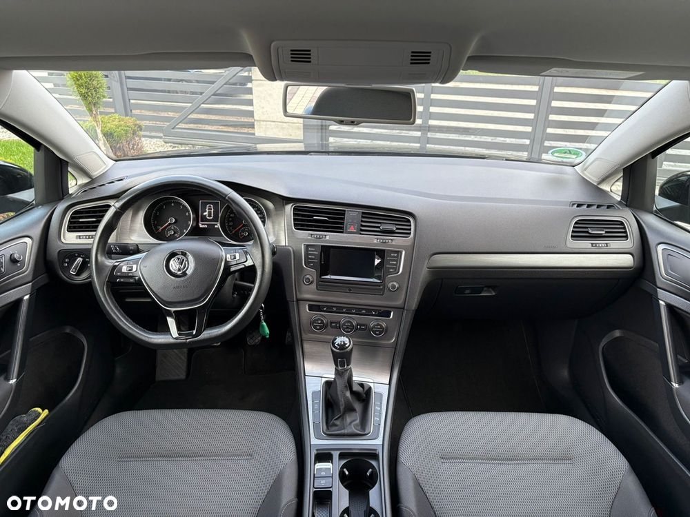 Volkswagen Golf 1.2 TSI BMT Trendline Perfectline - 15