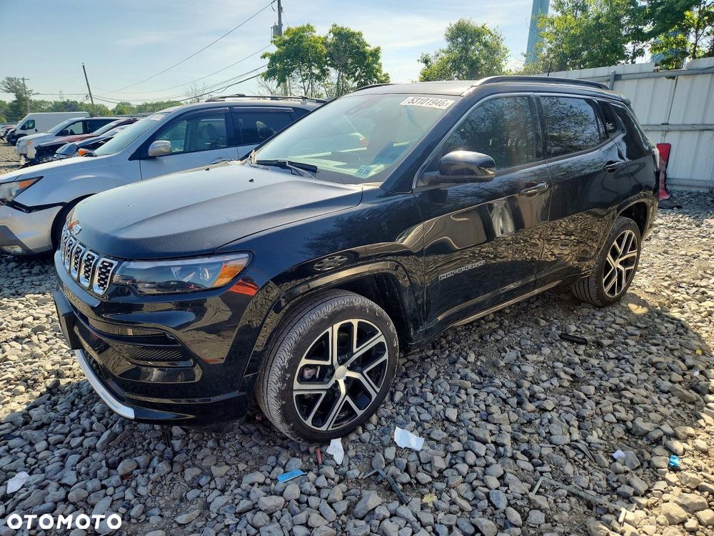 Jeep Compass - 2