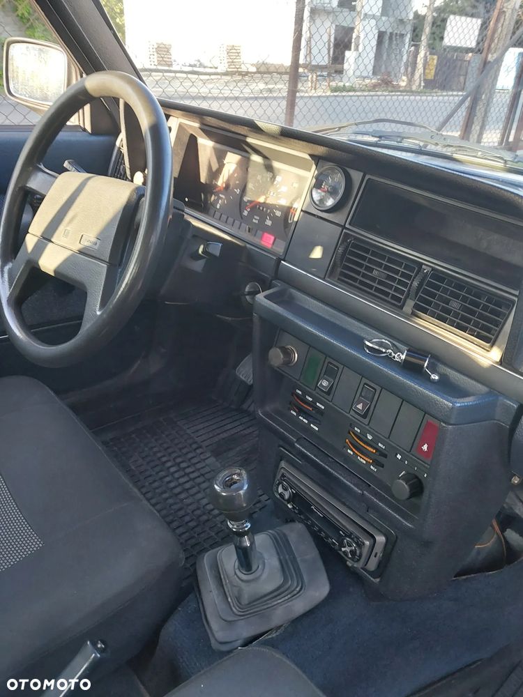 Volvo Seria 200 - 15