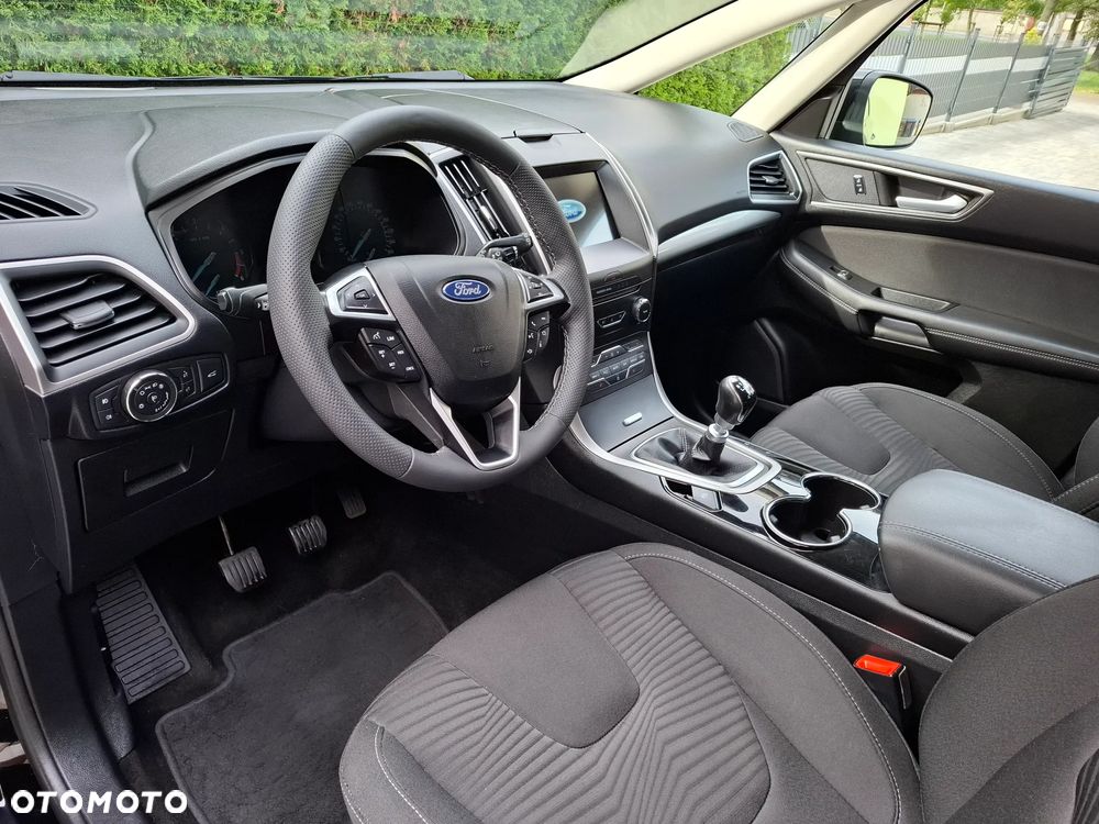 Ford S-Max - 10