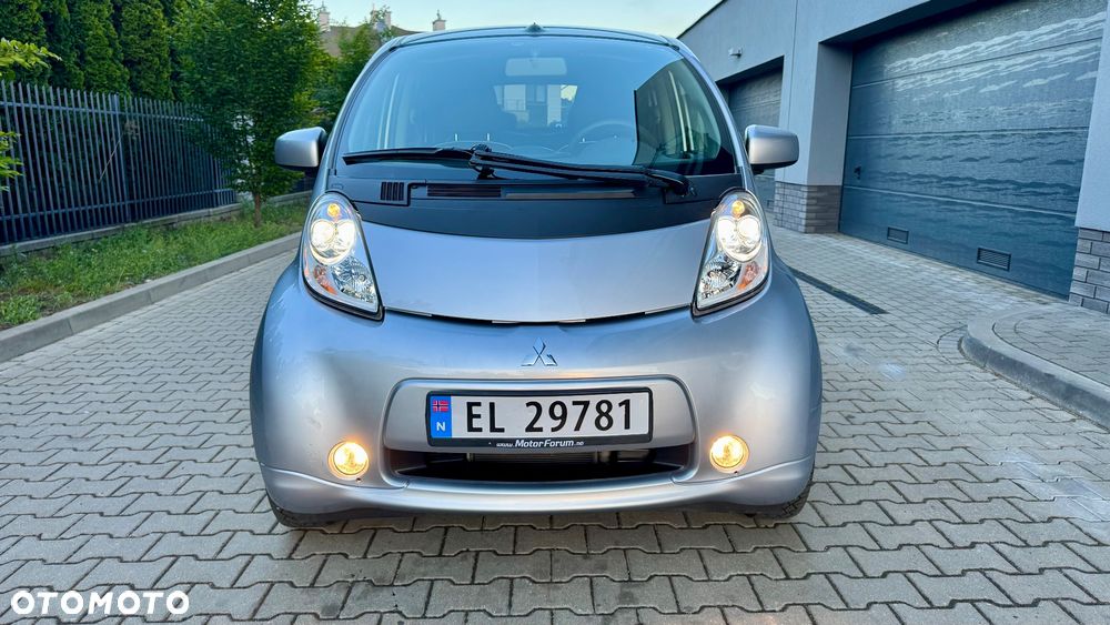 Mitsubishi i-MiEV Standard - 11