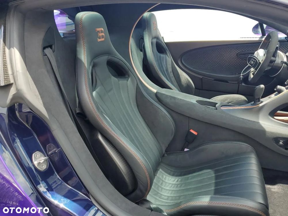 Bugatti Chiron - 14