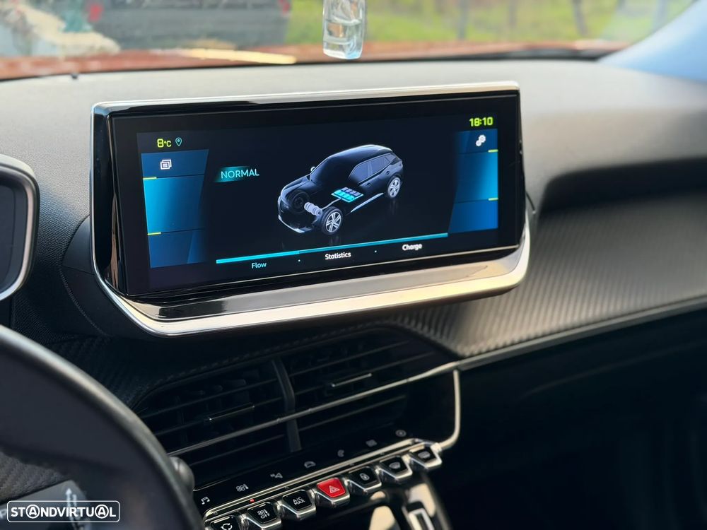 Peugeot e-2008 50 kWh Allure Pack - 16