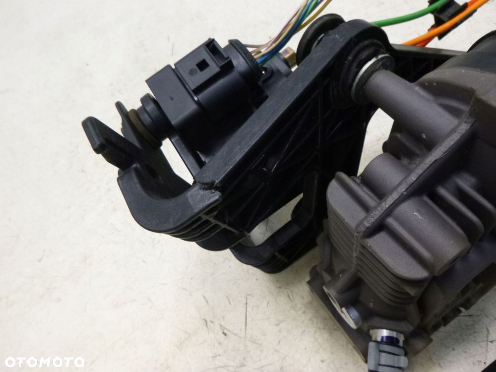 JAGUAR XJ X351 3.0 D KOMPRESOR ZAWIESZENIA AMK - 7