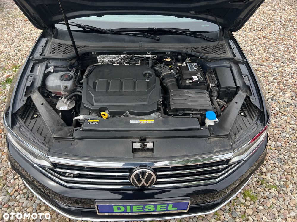 Volkswagen Passat 2.0 TDI SCR Highline - 12