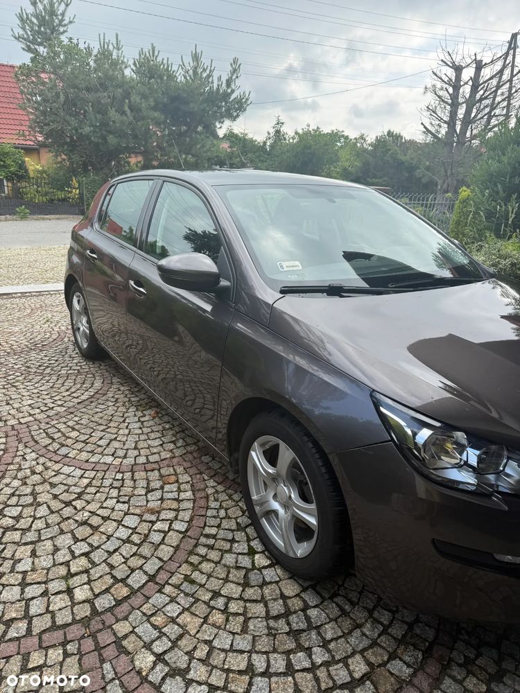 Peugeot 308 1.6 THP Access - 11