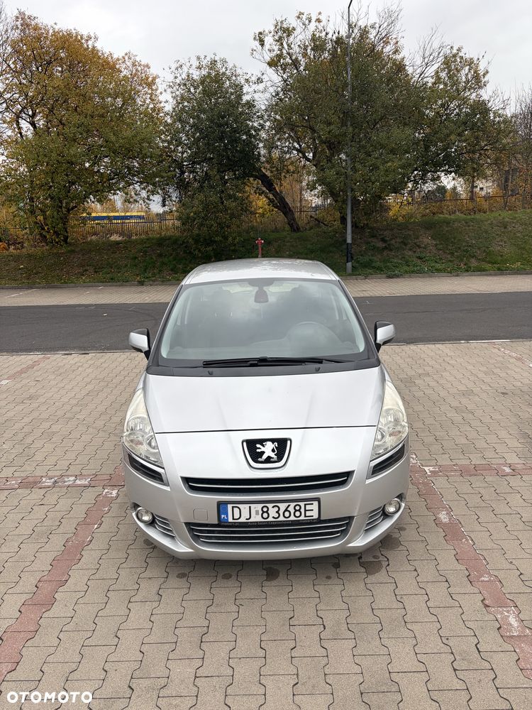 Peugeot 5008 - 1