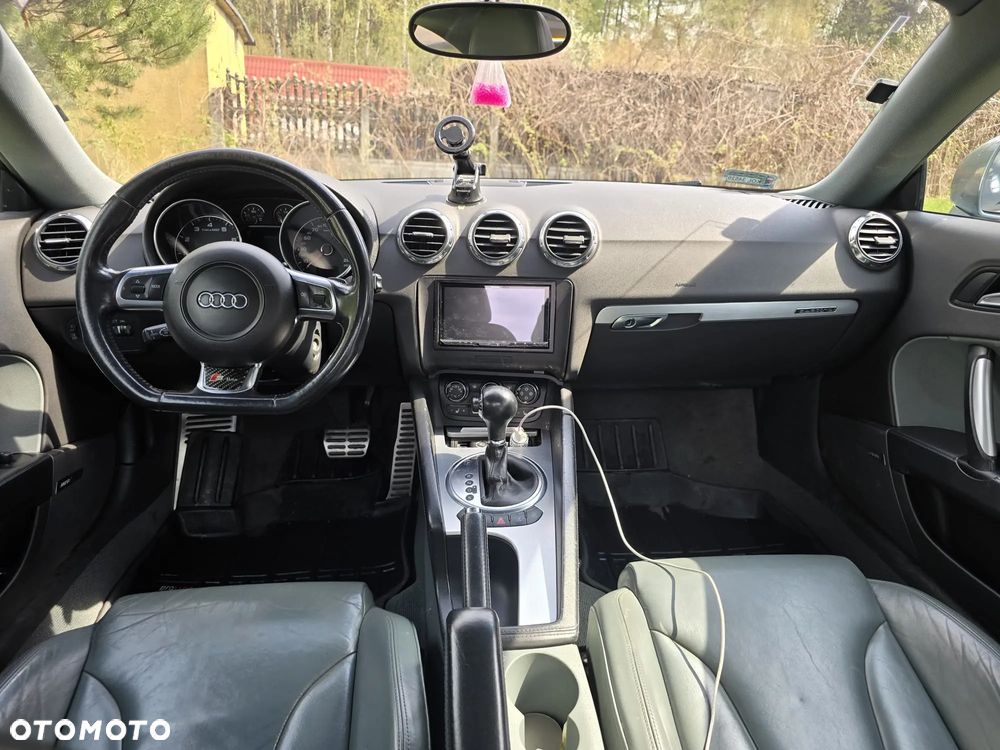 Audi TT Coupé - 13