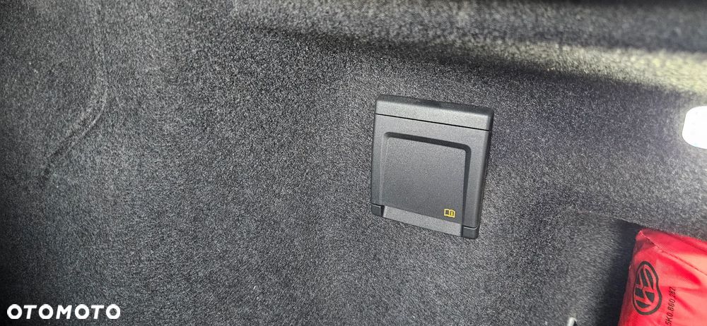 Volkswagen Passat - 35