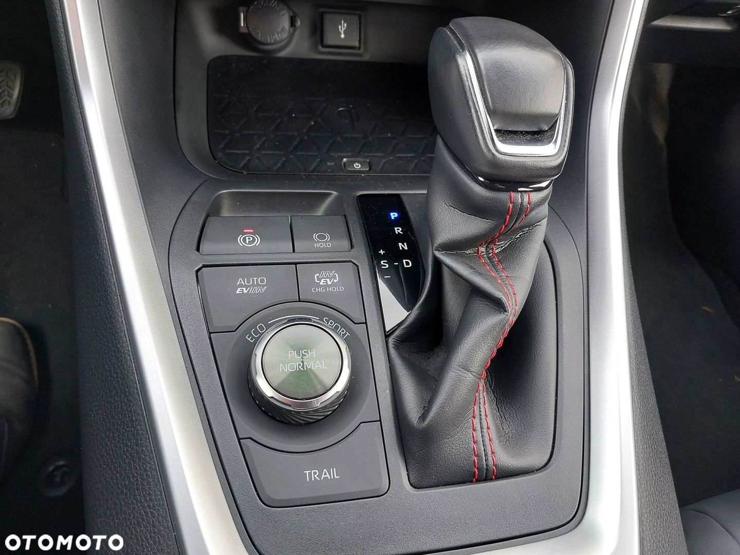 Toyota RAV4 - 26