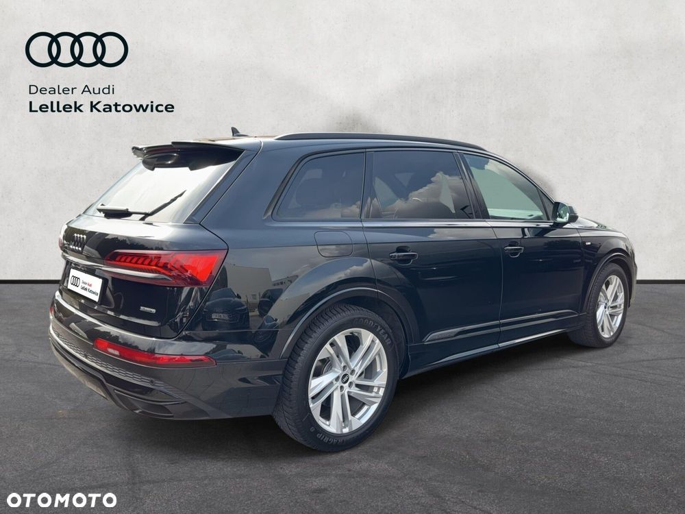 Audi Q7 - 8