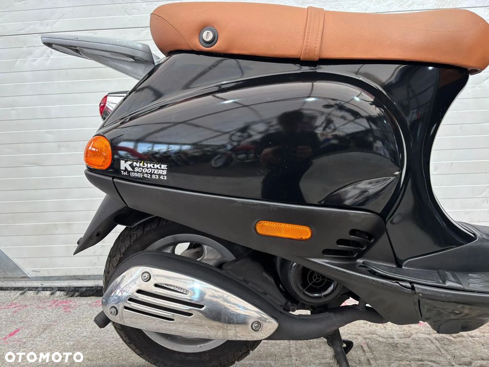 Piaggio Vespa - 29