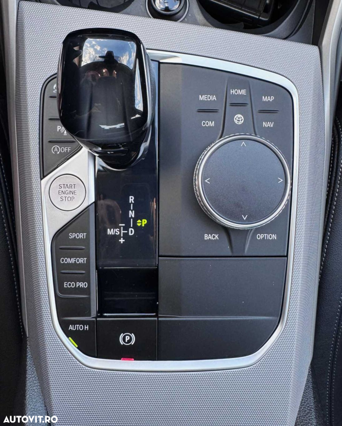 BMW Seria 3 318i AT - 26