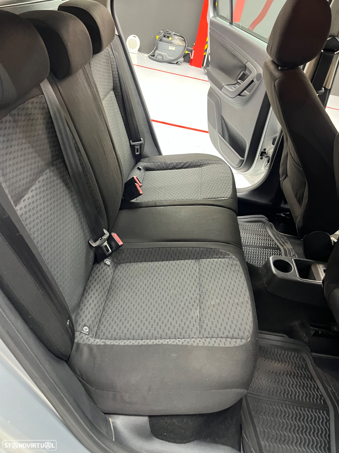 Skoda Fabia Break 1.2 TDi Active Plus - 23