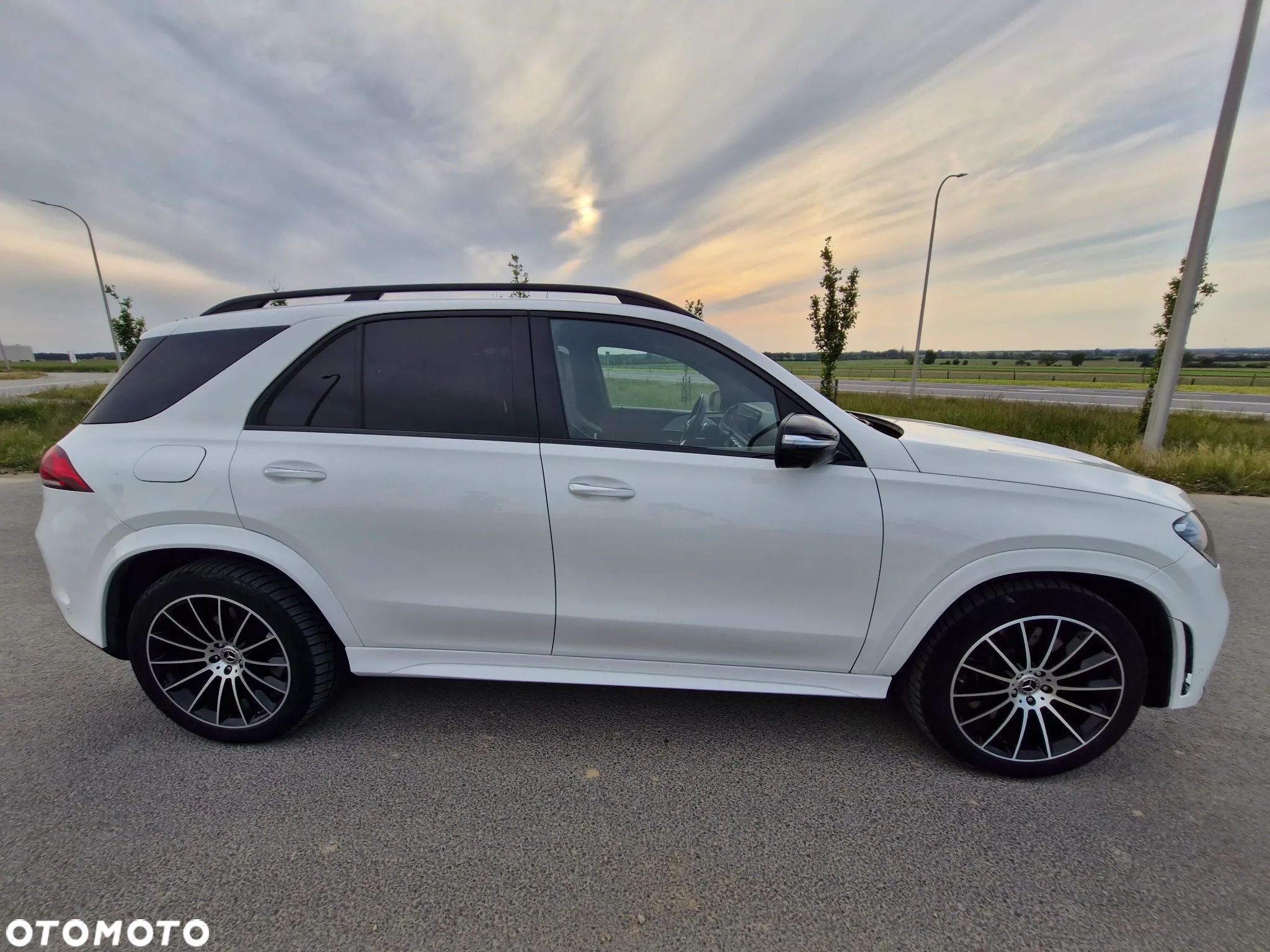 Mercedes-Benz GLE - 1