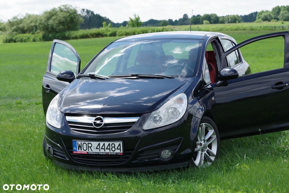 Opel Corsa 1.4 16V Cosmo - 1