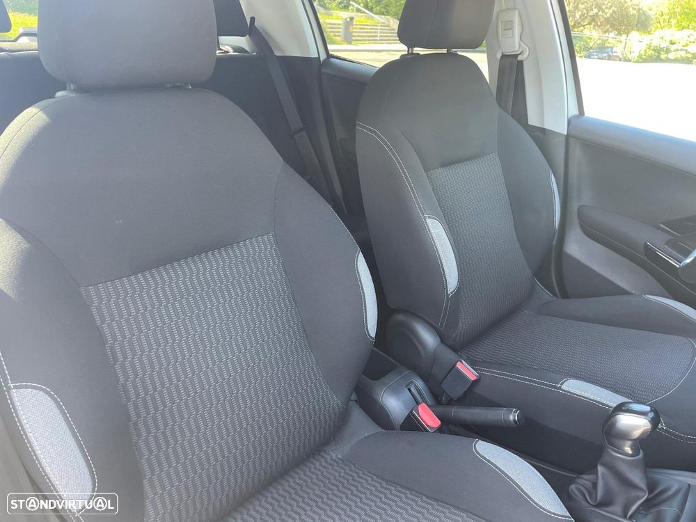 Peugeot 208 1.2 PureTech Style - 4