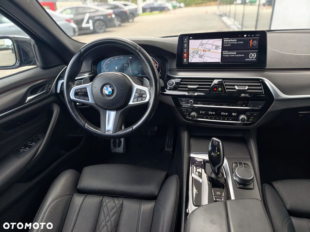 BMW Seria 5 520d xDrive M Sport sport - 7